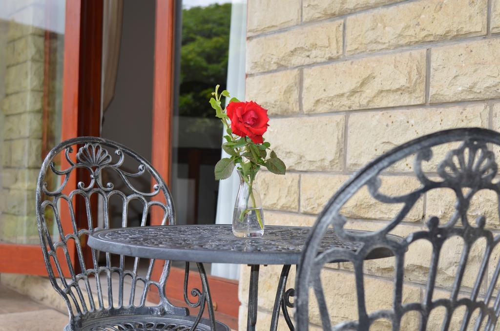 Riverwalk Bed And Breakfast Clarens Exteriör bild