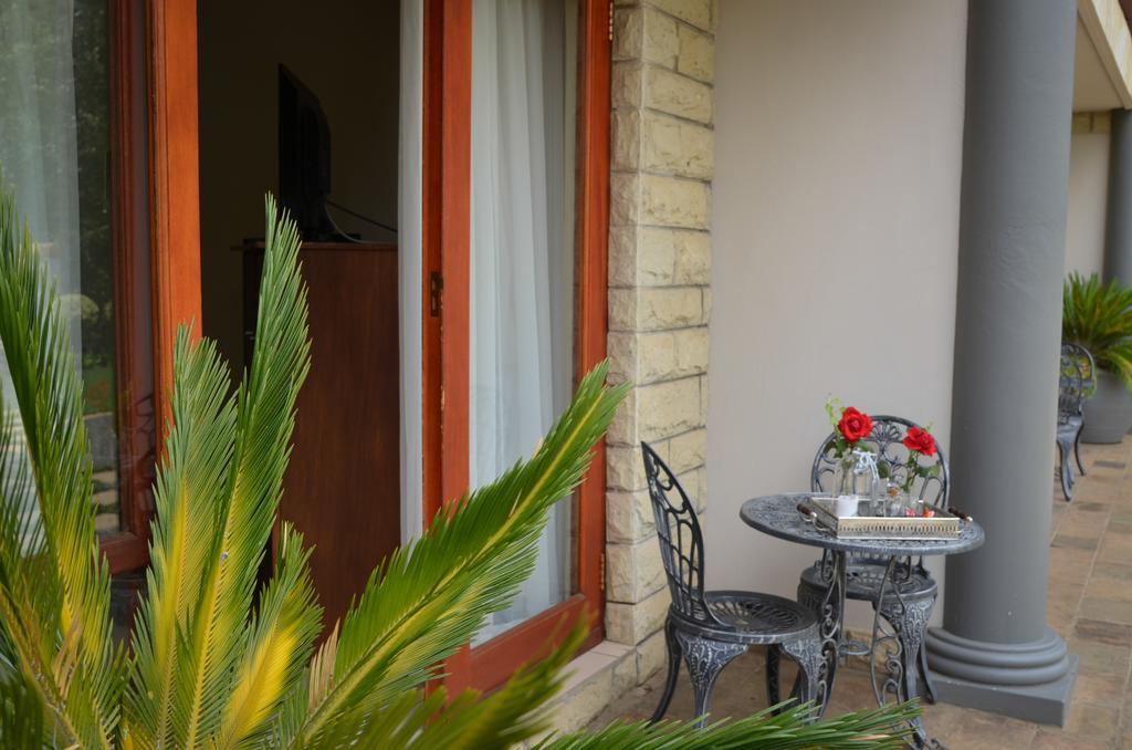 Riverwalk Bed And Breakfast Clarens Exteriör bild
